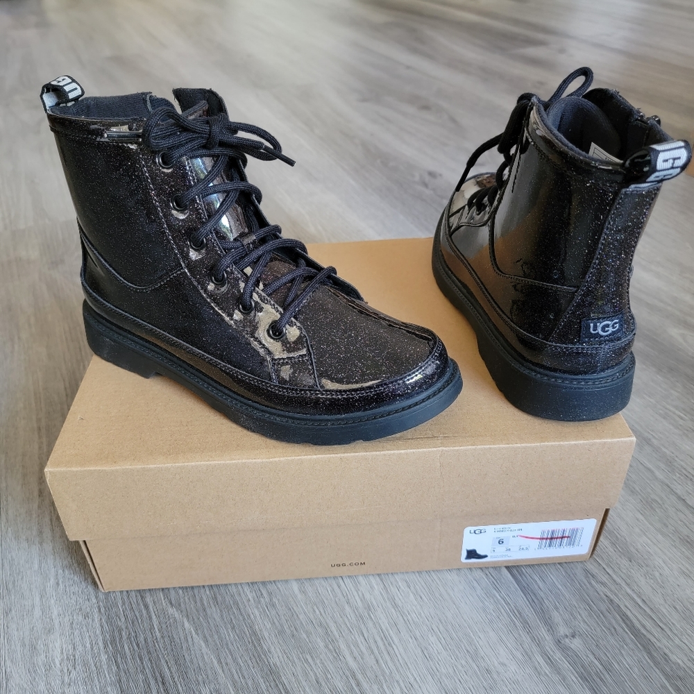 UGG Kid's Robley Glitter Fashion Boot
